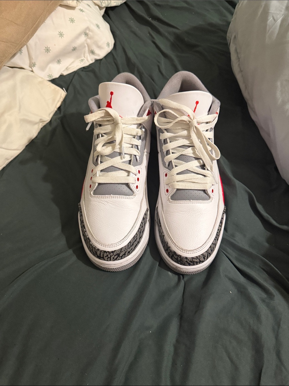 Jordan Retro 3 White Gray Red Men's Sneakers